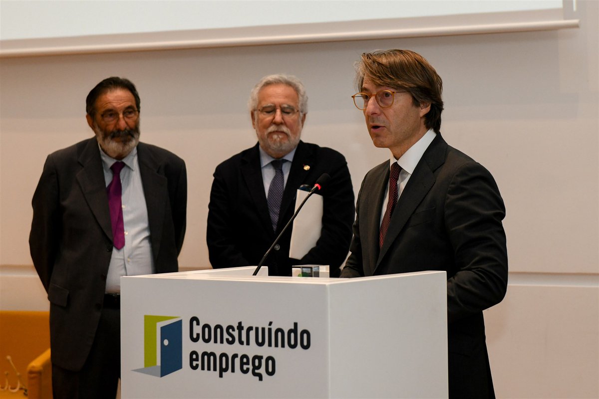 Parlamento Galicia tweet media