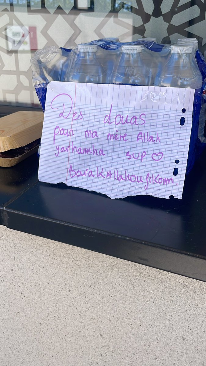 ᥫ᭡ tweet media