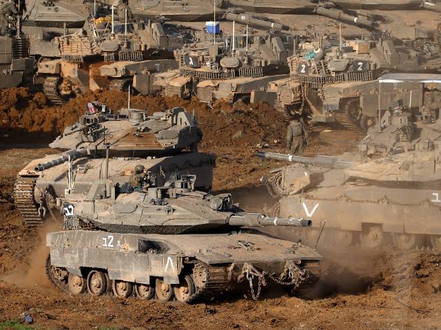 تقرير القناة 12: بدء عملية برية في لبنان وتجاوز الخط الأصفر