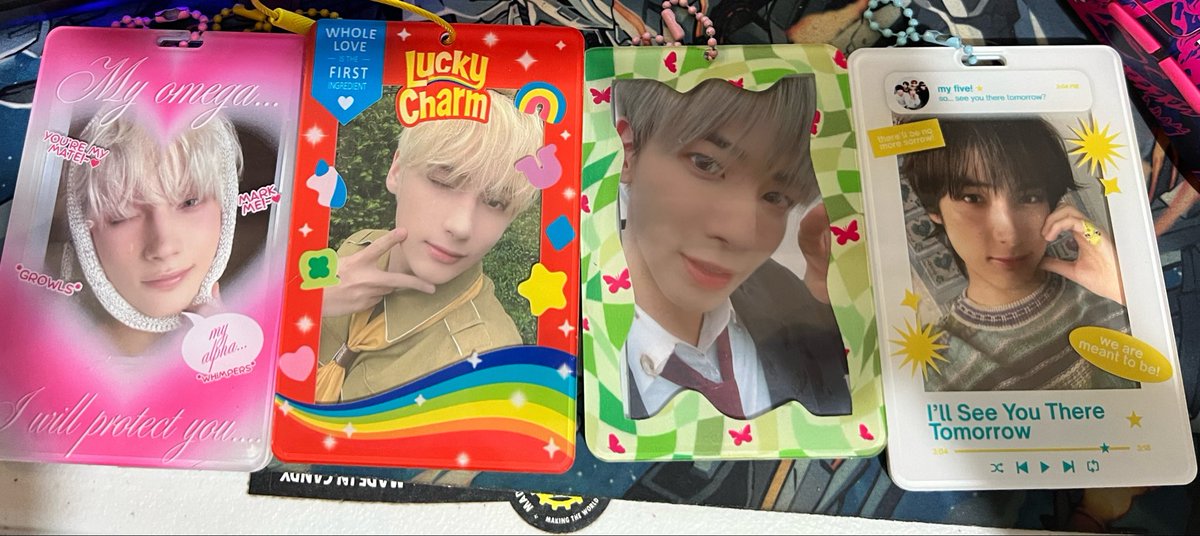 faenyaring's tweet photo. Hi ic need funds asap 😭 will sell for hm i got it 🥹 holders not included 🥺 

Pls reply or dm if inch like asap thank u 🥹

Wts lfb ph txt hueningkai taehyun https://t.co/6jLNyPlXGD