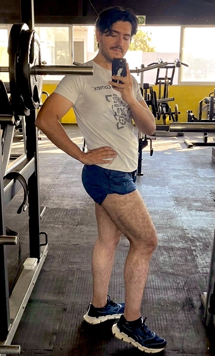 AdavAugusto's tweet photo. #gluteo ✅
#gaylatin #men #fitguys #gymworkout #gdl https://t.co/NjMC4MMxzE