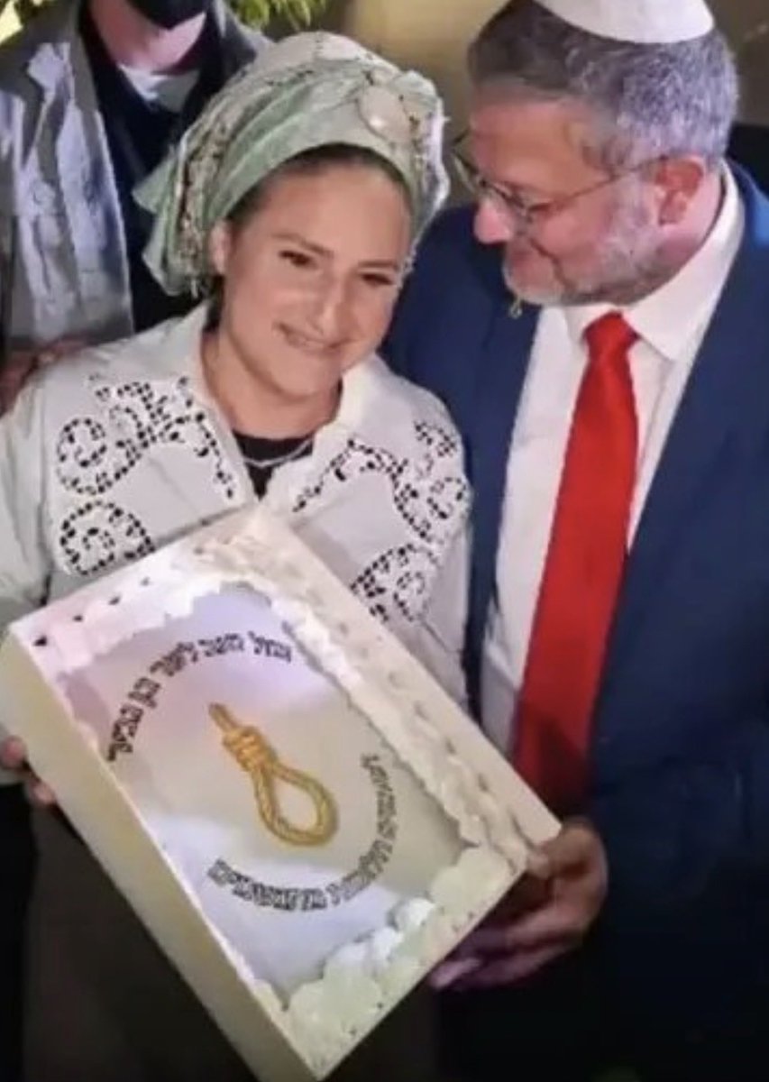 Samira Mohyeddin سمیرا tweet media