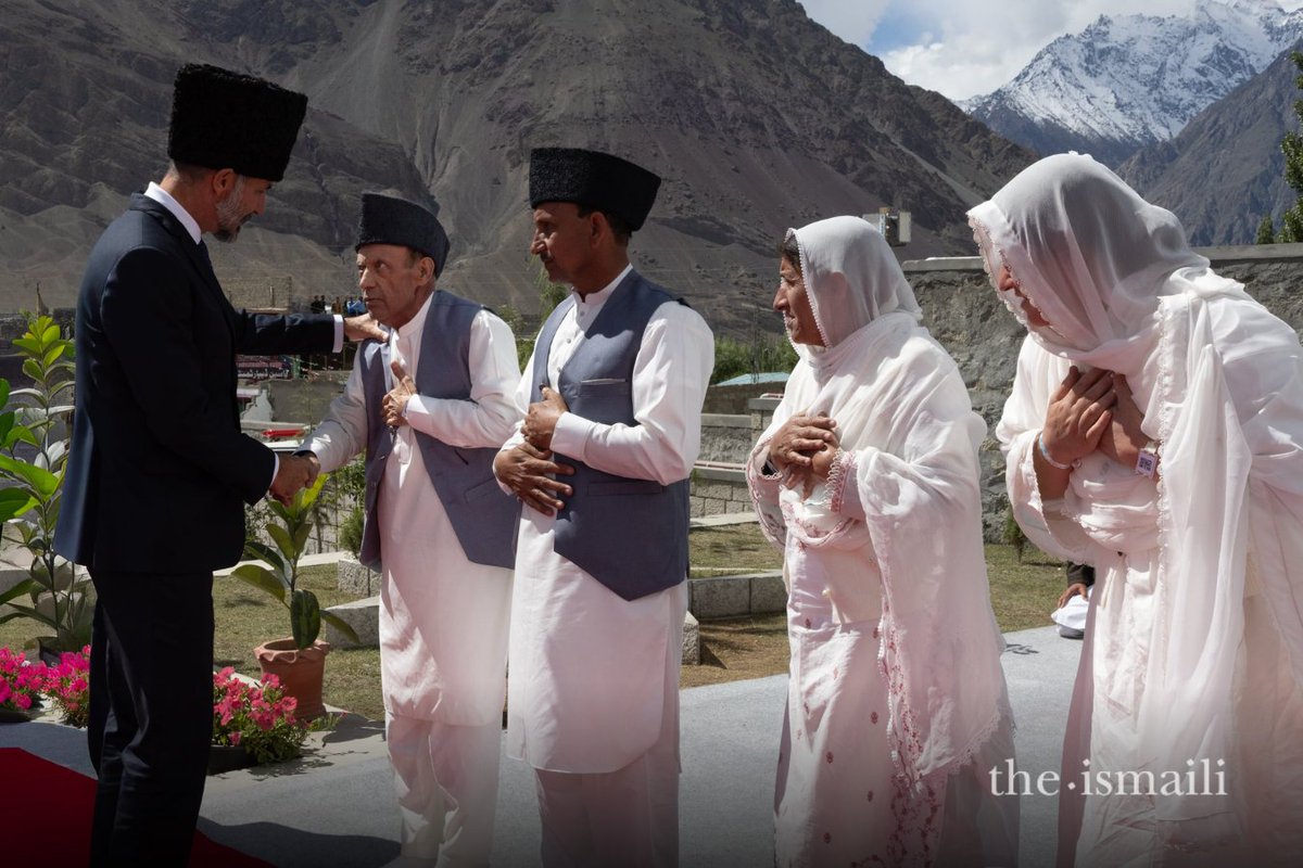 TheIsmaili's tweet photo. Yesterday morning, Mawlana Hazar Imam presided over a didar in Taus, a village in the Ghizer district of Gilgit-Baltistan. 

Hazar Imam was welcomed upon his arrival by Sartaj Wali, President of the Ismaili Council for Gupis Yasin.

Read more: https://t.co/6cmznC2mi6 https://t.co/BqOENSxHh4