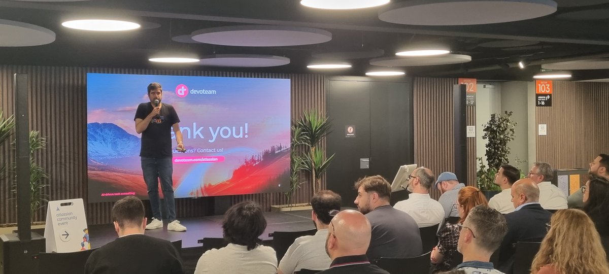 DevoteamEs's tweet photo. Hoy en la Comunidad @Atlassian Valencia compartimos las novedades de #Team26 Anaheim y cómo desde Devoteam estamos evolucionando la gestión de proyectos con Jira, Confluence, Loom y Rovo 🚀

Orgullosos de ser Partner del Año en EMEA por Atlassian por segundo año consecutivo.
#PMO https://t.co/LuMdttaPXd