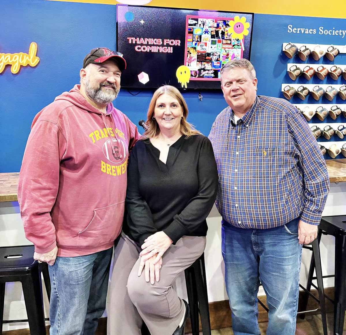 ServaesBrewCo's tweet photo. General knowledge trivia at 7 p.m. TONIGHT! ⁉️ Questions about music, movies, history, sports, current events and more! 📰🎵🏈🎬 FREE to play! We're open 4-10 p.m. today. Our big winner last week was Team 3 Angles! 📐

⁉️ Tonight's hint category: Sitcom Apartments and Addresses https://t.co/lOMXIxdpho