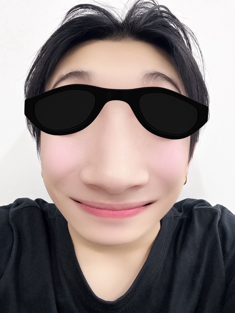 DXTEEN tweet media