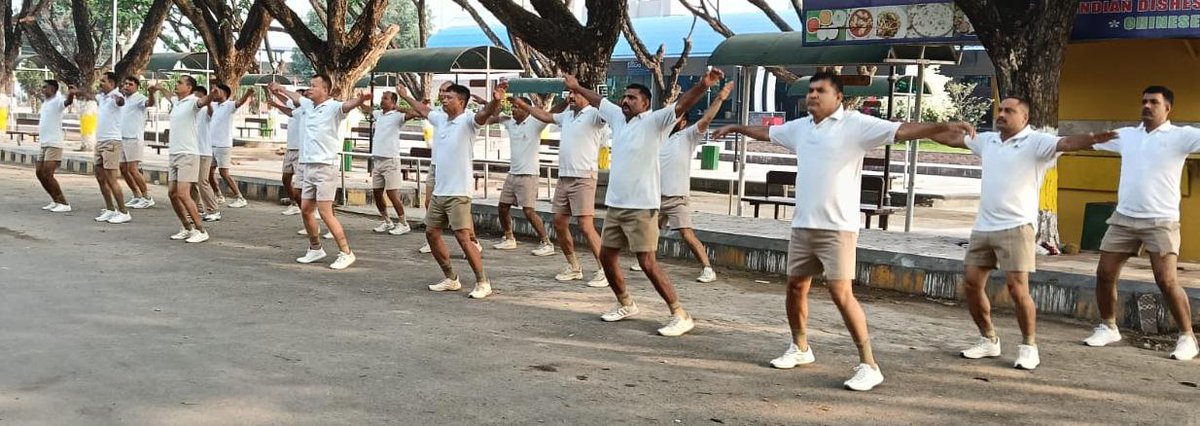173Bn's tweet photo. "Fitness is our way of life." 173BN  CRPF https://t.co/nMa8RgrHZq