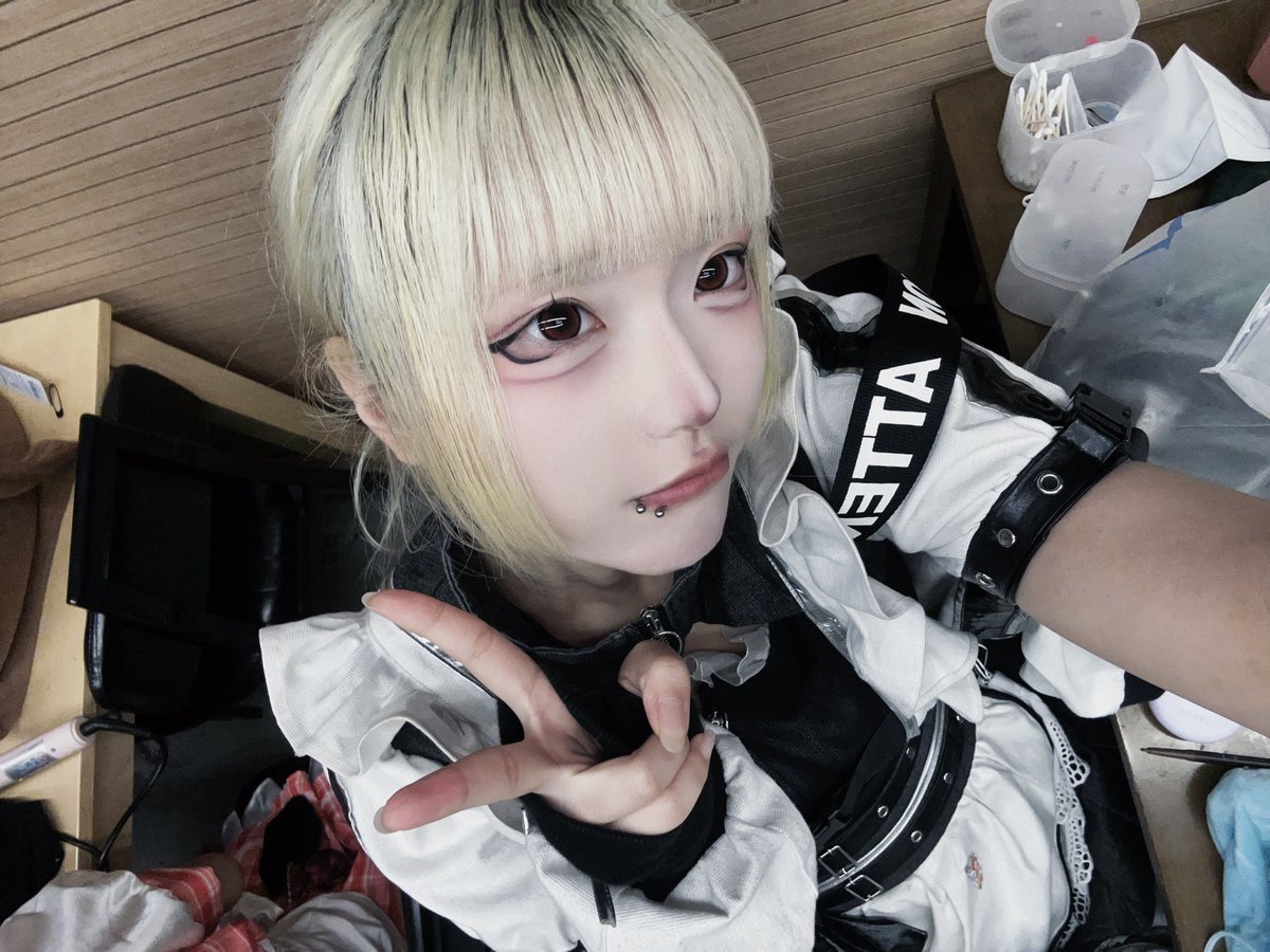 요미 よみ 🥟 tweet media