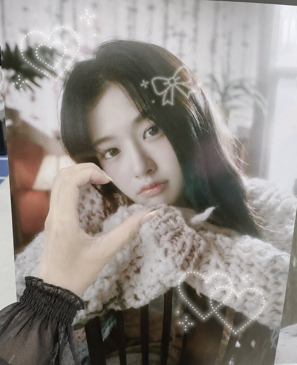 suzy09an's tweet photo. てことで、、
LUCID DREAMフラゲしてきた☁️🌙𓈒 𓂂𓏸
封入ではユジンちゃん引けなかったけど、ラキドロで出会えたからほんまに嬉しい🫶
明日は京セラで予約したやつが届くはず！ https://t.co/xQ8rixR6Uf