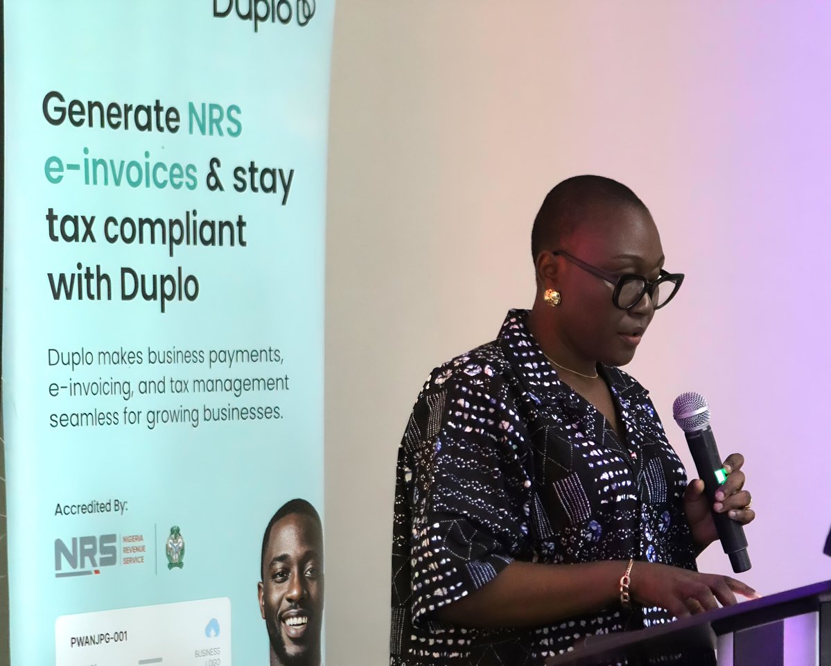 Duplo tweet media