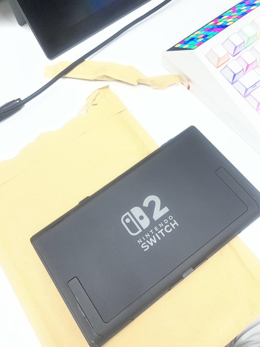 Koduck_2016's tweet photo. ジャンクのSwitch2🤤
ジャンク品になると急に梱包の仕方も雑になるよね🦆🌀 https://t.co/kUgg688sde