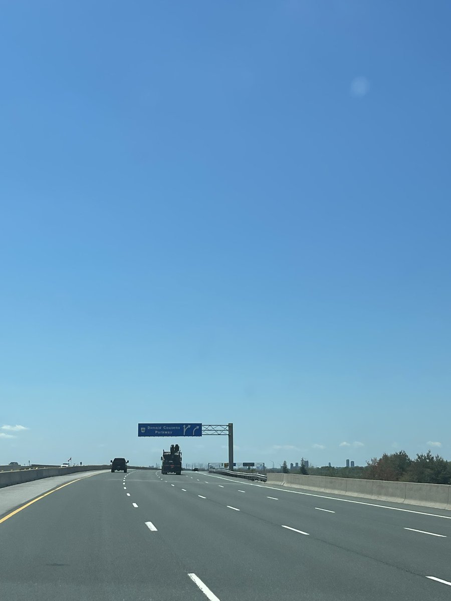 marilyniafrate's tweet photo. Another drive in an empty #407. Who says it can’t take more vehicles? Did you know that @ONtransport has designed the controversial #413 as a toll hwy? All designs include the tolling infrastructure. So who can afford using the #413? @STOPthe413NOW https://t.co/rEeHClnrzX