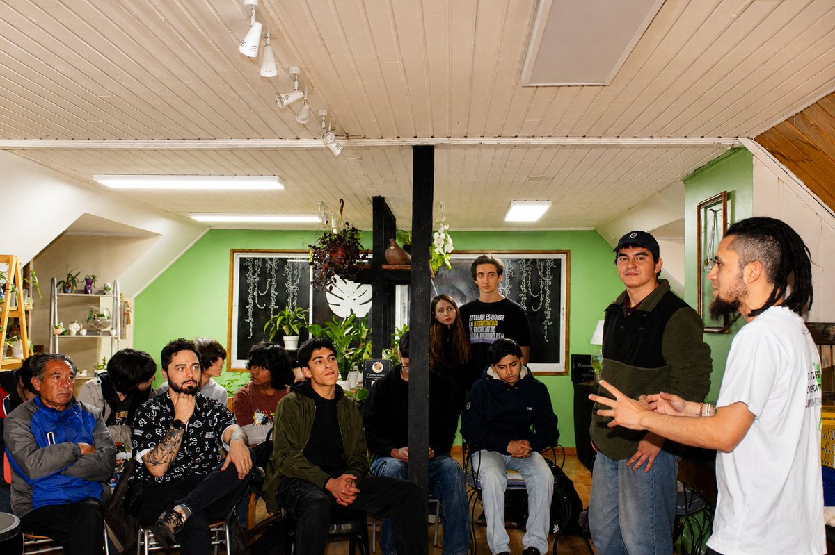 FilOrbitLatam's tweet photo. ¡Así celebramos Global Pizza Party en Temuco!
Vivimos una tarde llena de pizza 🍕, conversaciones increíbles y una comunidad cada vez más interesada en aprender y construir en web3. 

Gracias a @TellusCoop @Filecoin @Pizza_DAO https://t.co/qAfzboGl9z