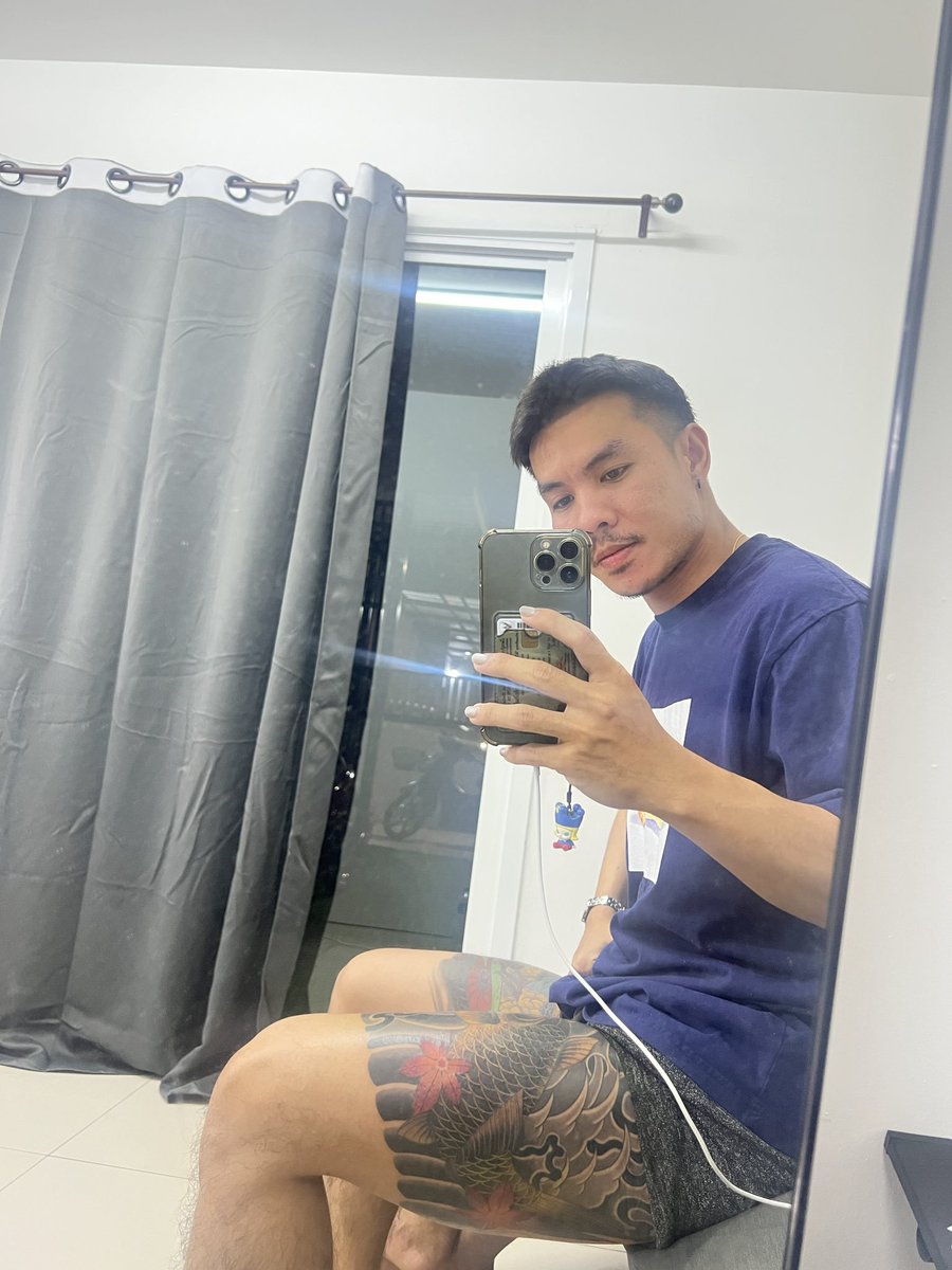 🇹🇭 หล่อสักลาย tweet media
