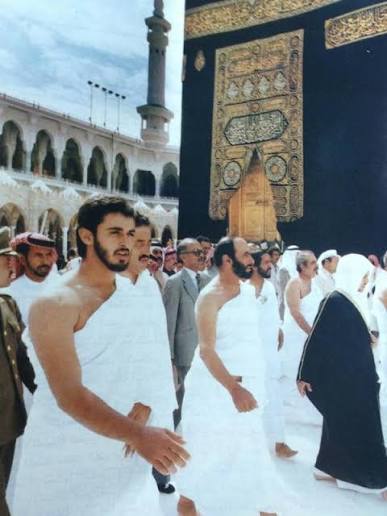 ii7wv__'s tweet photo. اللهــم في يوم عرفة 
اللهم جازه بالإحسان إحساناً: اللهم اجعل كل ما قدمه لشعبه وأمته من بناء وتعمير وخير وعطاء في ميزان حسناته، واجعل قبره روضة من رياض الجنة.
اللهم اشملهم برحمتك ومغفرتك: اللهم اغفر للشيخ خليفة بن زايد، والشيخ سعيد، والشيخ سلطان، والشيخ أحمد، والشيخ طحنون، والشيخ ناصر، والشيخ عيسى، وكل من رحل من أبناء زايد إلى جوارك.
اللهم بارك في إخوانه وأعوانه: اللهم احفظ إخوانه الشيوخ أبناء زايد، ووفقهم لكل خير، وأعنهم على أداء الأمانة، واجعلهم دائماً سنداً وعضداً متيناً لرئيس الدولة.
​اللهم سدد خطاهم: اللهم أدم بينهم المحبة والتلاحم، واجعلهم مفاتيح للخير ومغاليق للشر، وارزقهم البطانة الصالحة التي تدلهم على الخير وتعطيهم عليه.
اللهم أدم على دولة الإمارات نعمك الظاهرة والباطنة، واحفظ أمنها واستقرارها ورخاءها في ظل قيادتها الرشيدة، واجعلها واحة للسلام والأمان والازدهار.