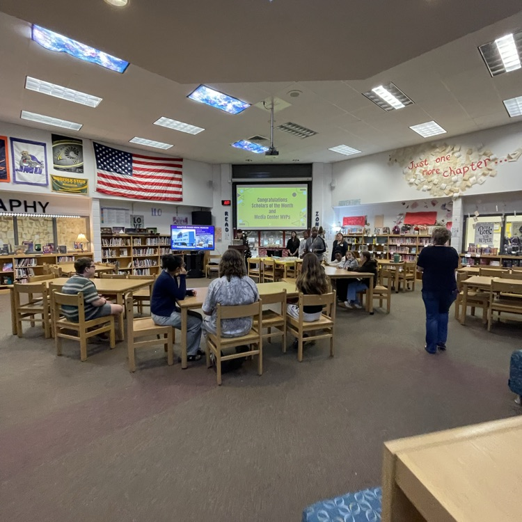 HugoOwensMS's tweet photo. Double the celebrations on Friday! We honored our brilliant Scholars of the Month with a special breakfast, and thanked our amazing top library helpers with a well-deserved donut breakfast! So proud of these students' hard work and dedication! #StudentSuccess #LibraryHelpers https://t.co/MecU0rS6RV