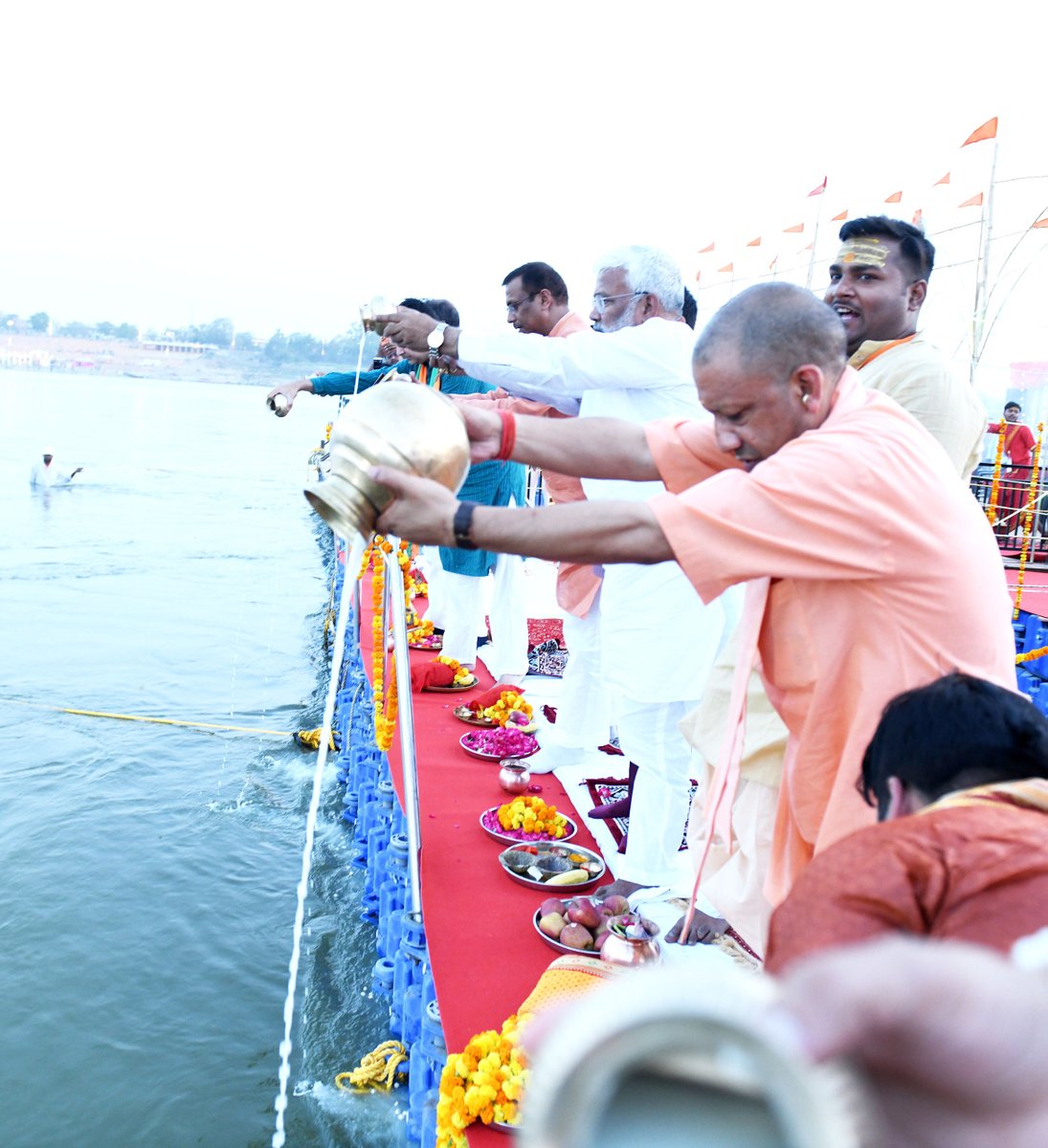Yogi Adityanath tweet media