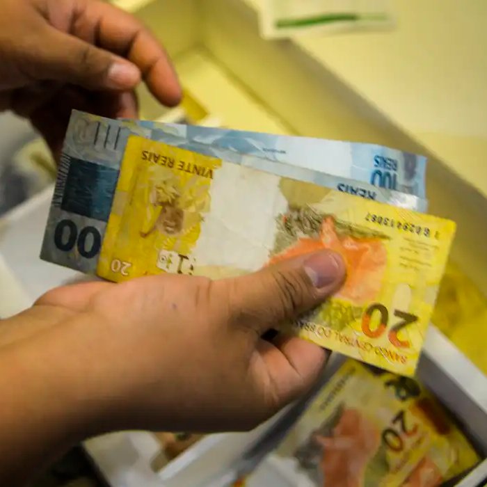 nathfinancas's tweet photo. 💰 DINHEIRO NA CONTA E NOME LIMPO: Veja como sacar o FGTS retido por demissão e abater dívidas no Desenrola 2.0 https://t.co/TN0nqT8R6S