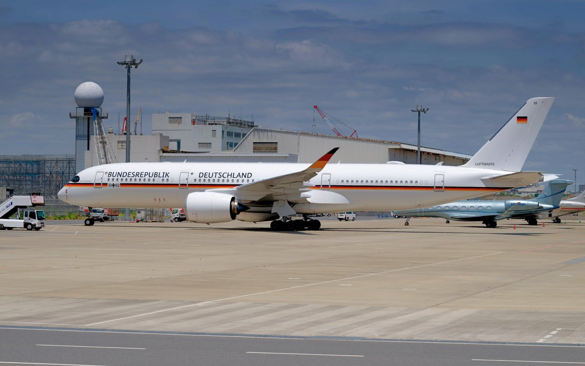 fred_afa's tweet photo. ☆ドイツ空軍が運航する政府専用機のAirbus A350-941「10+03」が羽田空港に飛来！！・・・なかなか撮る機会はありませんが何とか証拠写真ですがうれしいです！！ https://t.co/ATZZBw5o3x