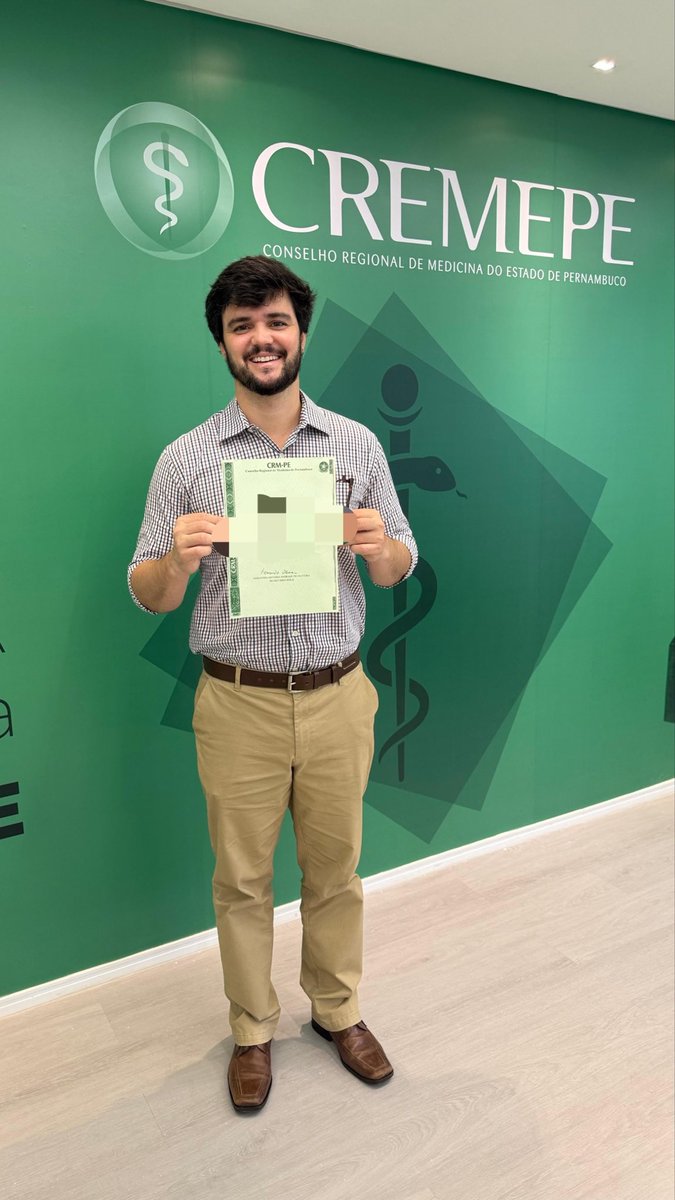 andrecaa's tweet photo. vai ter médico biscoiteiro, sim! https://t.co/Hq1yTKsh6j