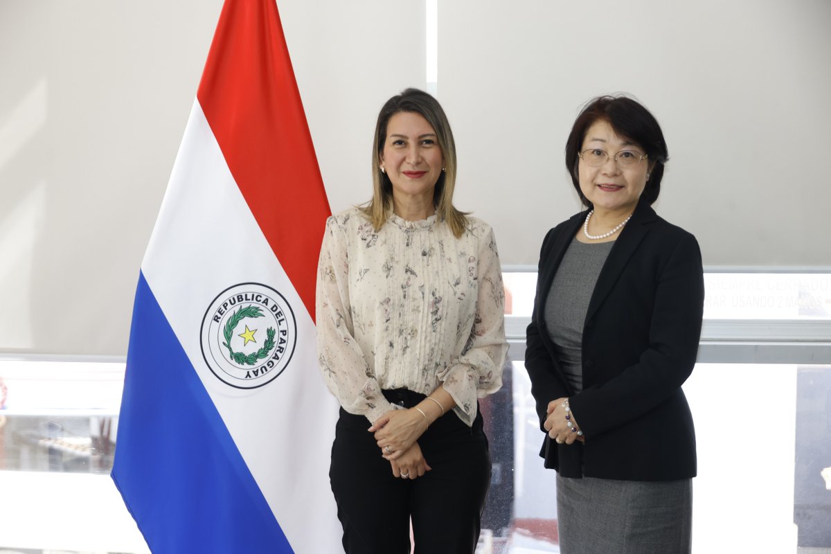 OITconosur's tweet photo. La Directora de la Oficina de la OIT para el Cono Sur de América Latina, Yukiko Arai, realizó su primera misión oficial a Paraguay 🇵🇾

La agenda estuvo centrada en la creación de empleo, la formalización laboral, el trabajo decente y el diálogo social. https://t.co/p3TyXj2aVs