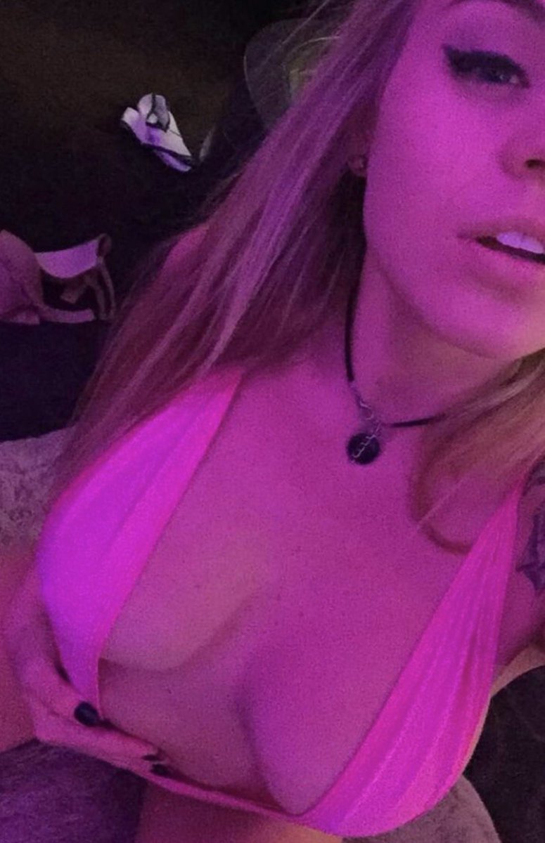 Emma tweet media