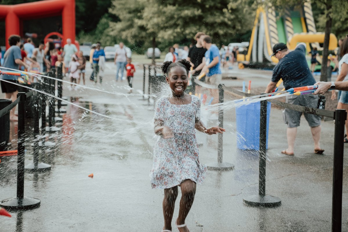 MeckChurch's tweet photo. Mark your calendars for June 12 🗓️ because FAMILY NIGHT is back! 🤩 Get ready for a night full of family fun! Click the link below to register! Don't forget to invite a friend!
https://t.co/wsPUXoLPuO https://t.co/xjH9zU2Hct