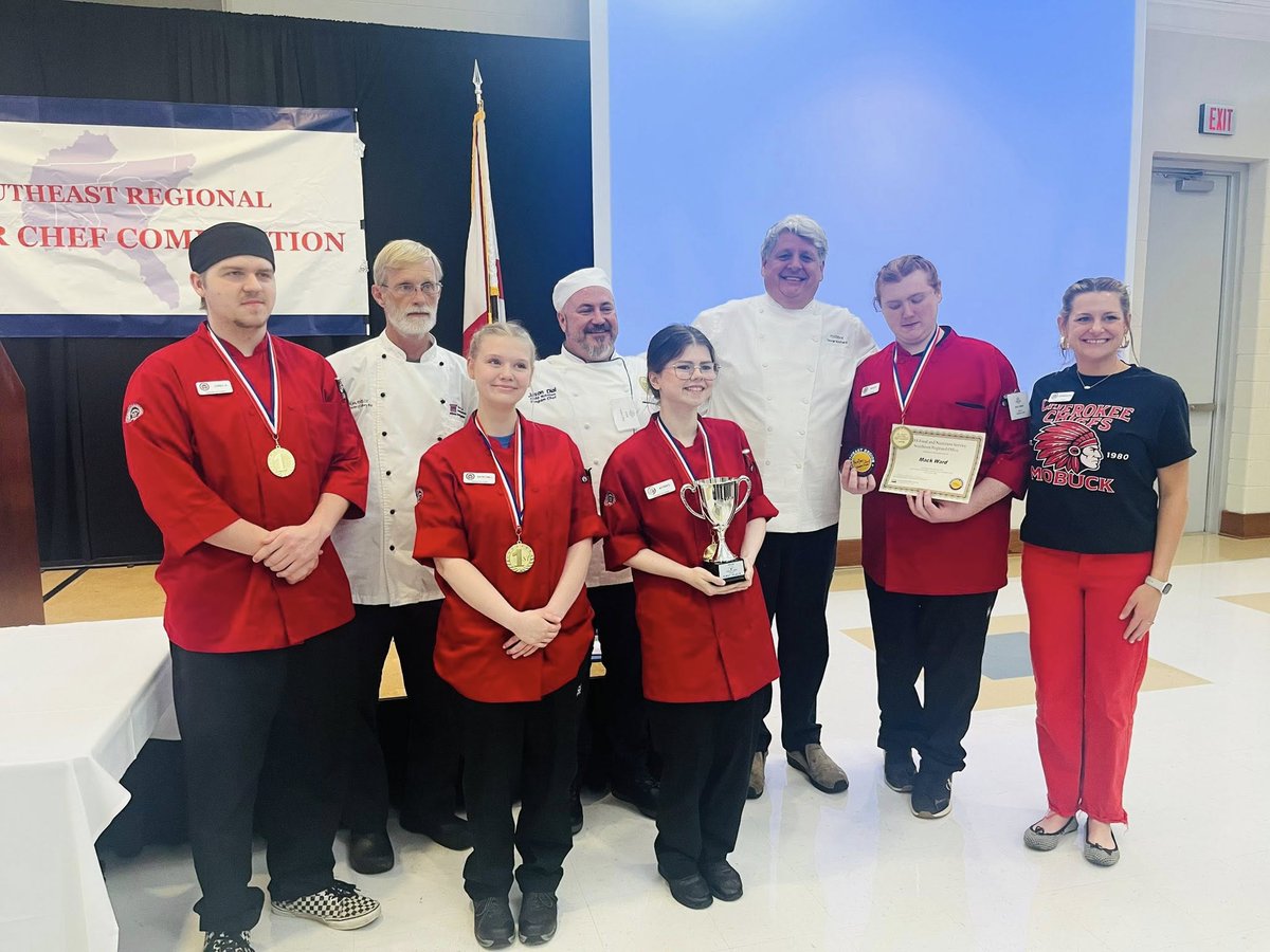 TNedu's tweet photo. Congratulations to the Cherokee Culinary Team from Cherokee High School in Hawkins County Schools for earning first place in the Southeast Regional Junior Chef Competition, competing against teams from seven states last month! Way to represent our great state!👩‍🍳 🍽️🥇 https://t.co/uMj1HyaP7O
