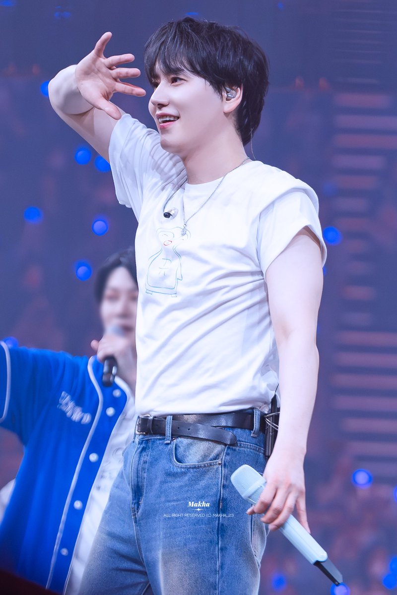마카 tweet media