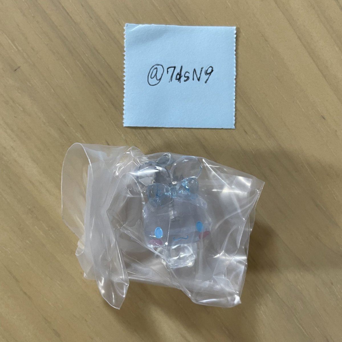 7dsN9's tweet photo. クリスタル　めじるしアクセサリー　サンリオ

譲　シナモロール
求　ハローキティ

✉️郵送交換

よろしくお願いいたします https://t.co/h3sQ8Wq2hX