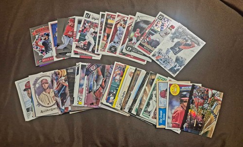 GRADYFISHINSEA's tweet photo. 54 Bryce Harper TOPPS / PANINI cards for sale - base, parallels and inserts from 2013-2020 / $25 SHIPPED https://t.co/AJgpAgv4mU