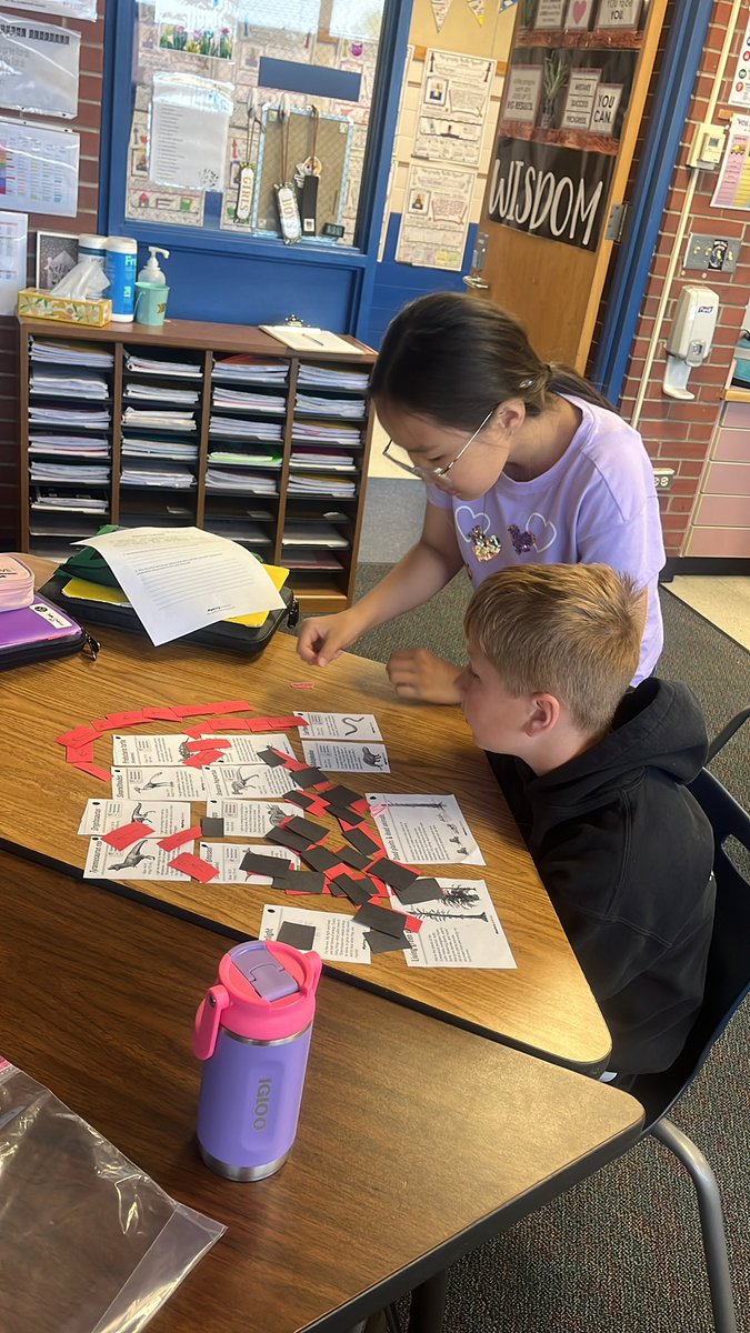 mrspanousis's tweet photo. Why did dinosaurs 🦖🦕 go extinct? Ask a fifth grader! #ivyhillleague https://t.co/lkJRcudIwI