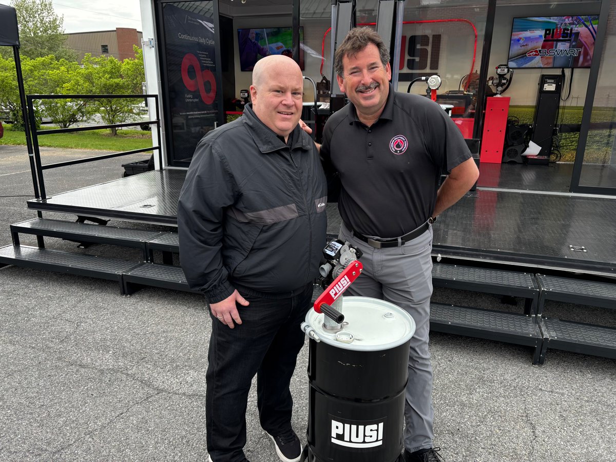 piusiusa's tweet photo. The Tour momentum kept going with a fantastic stop at Haldeman Equipment in Manheim, PA 🚛✨

It was well attended, and enthusiasm from the Haldeman team made it another memorable event. Delicious Italian lunch was enjoyed!

https://t.co/Zsug29zPav

#PIUSIUSA #HaldemanEquipment https://t.co/TQ5IChIOwN