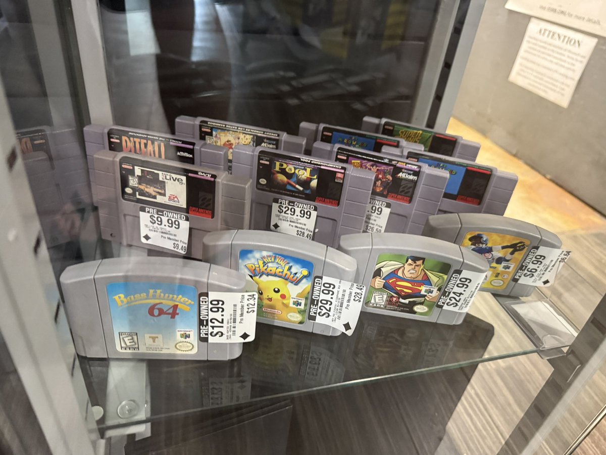 NES Professor tweet media