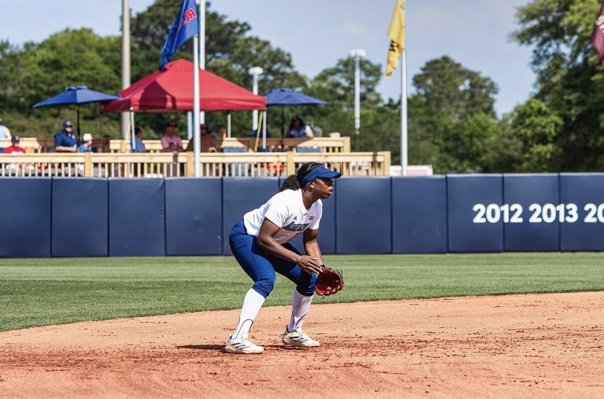 ReganiedF's tweet photo. After spending 1 year at the University of South Alabama I have decided to enter the transfer portal with 1 year of eligibility left. Super excited to see what the Lord has for me!
SS/MIF with a 4.0 GPA batting from the left side. 

📧: r.franka0204@gmail.com
@SoftballPortal https://t.co/Obab6xOS8p