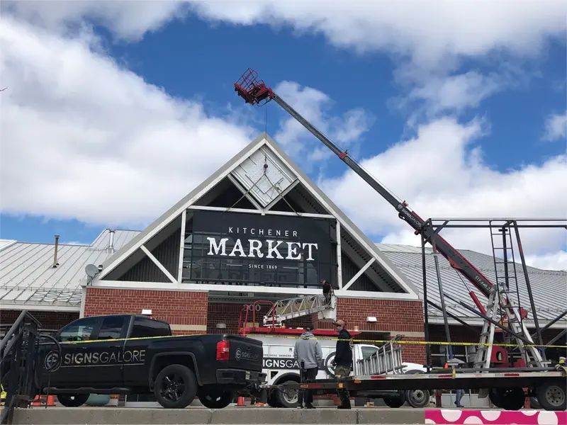 signmediacanada's tweet photo. New to signage? How to become a go-to client partner https://t.co/ewJtNUhQv2 https://t.co/AZoNdUu7DW