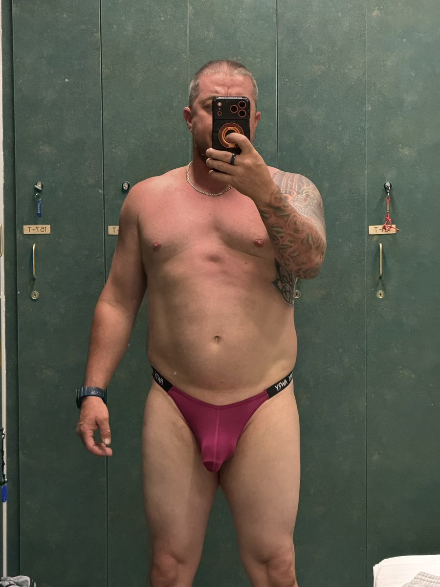 Just a man and his thongs… tweet media
