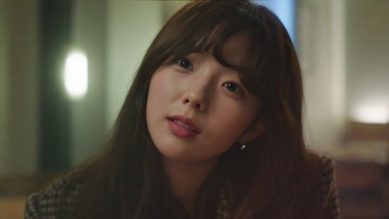 sifoabmu's tweet photo. one date with her please https://t.co/1g1L0EAq4l
