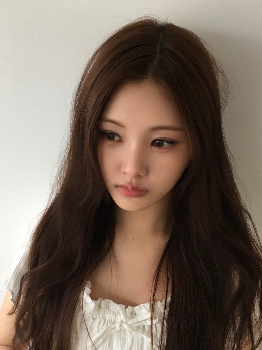 현니🍒ྀི tweet media