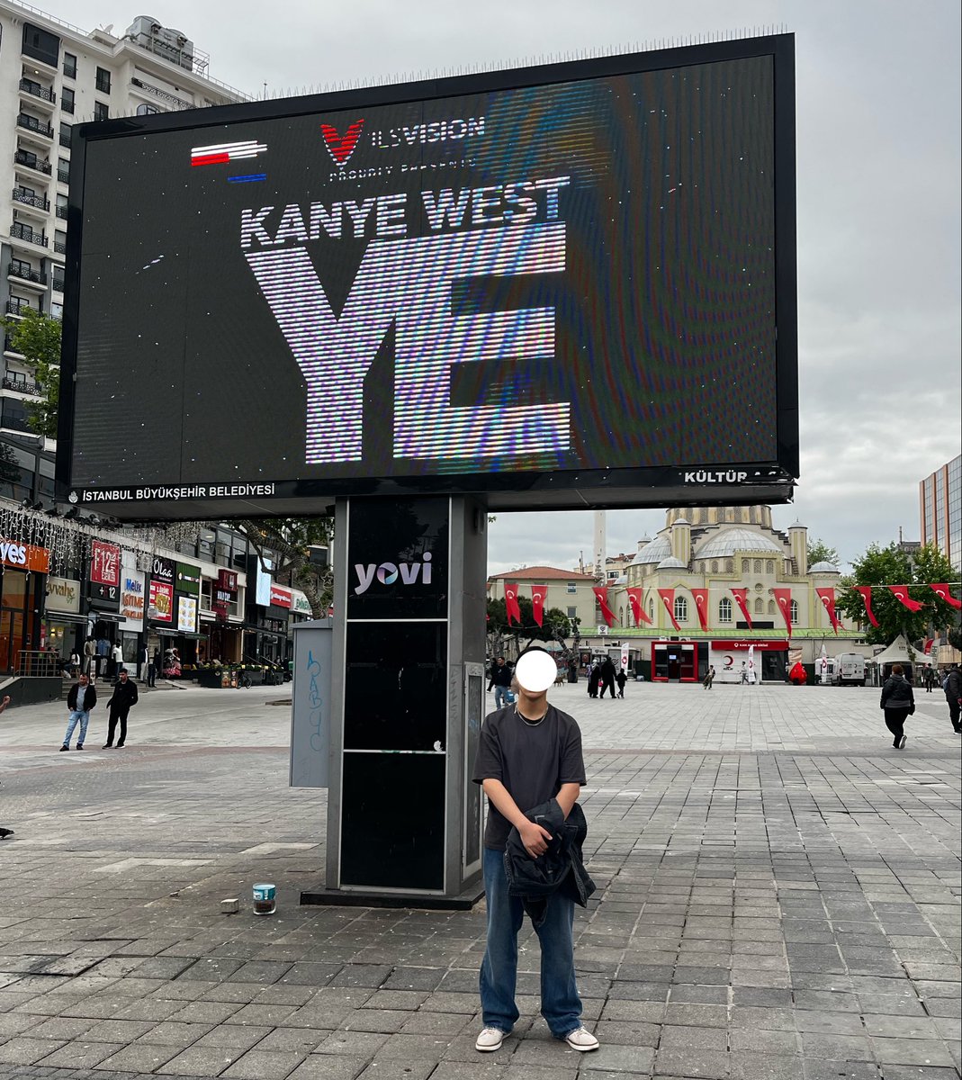mbdtf tweet media