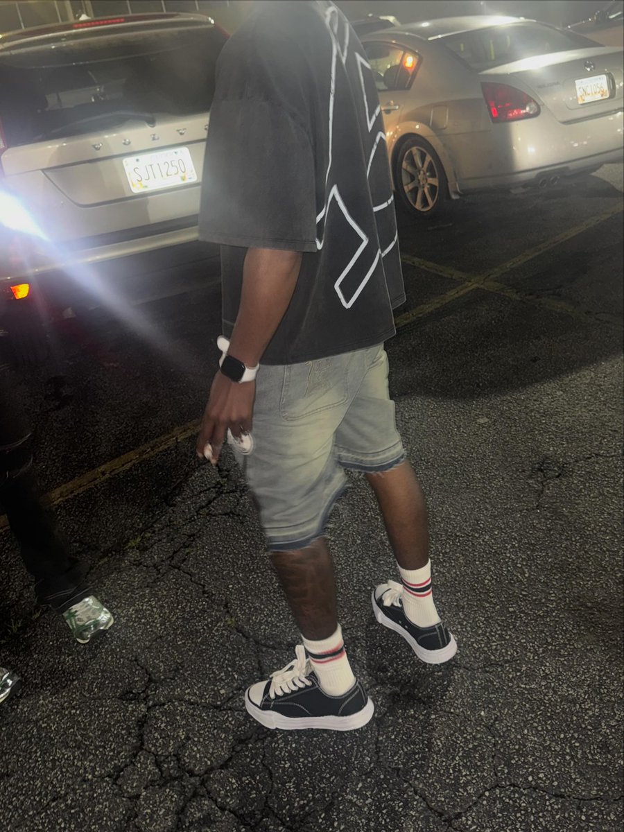 1SolidSteppa's tweet photo. Been 1 🦍 https://t.co/xGWa8PIZBU