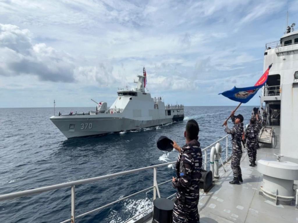 TNI Angkatan Laut tweet media