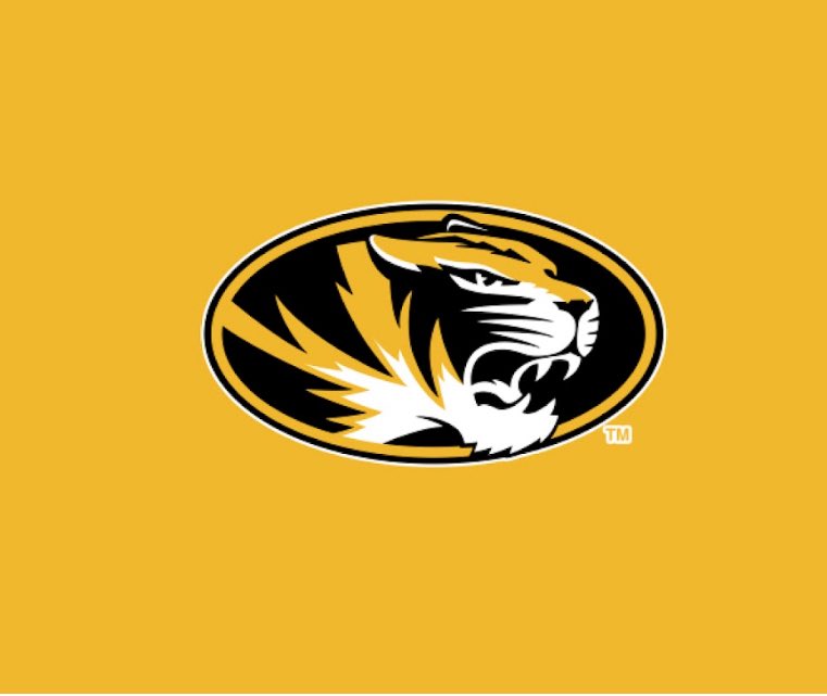 Sam_Sollie's tweet photo. After a great conversation with @ChipLindsey11, I am grateful to receive an offer from The University of Missouri!  @MizzouShowMe @gctitansfb @MPatterson_11 @raveryjr @TomLoy247 @ChadSimmons_ @AL_Recruiting @QBC_Bham @QBCountry @RivalsHS @Stumpf_Brian @samspiegs @TDARecruiting @_Max_Donaldson
