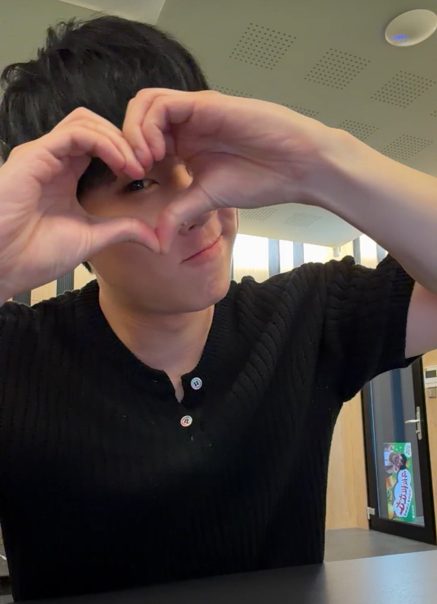 kkul__Bee's tweet photo. 오늘 주헌이가 와이리 애교쟁이야... 사랑해♡ https://t.co/D7obdddDka