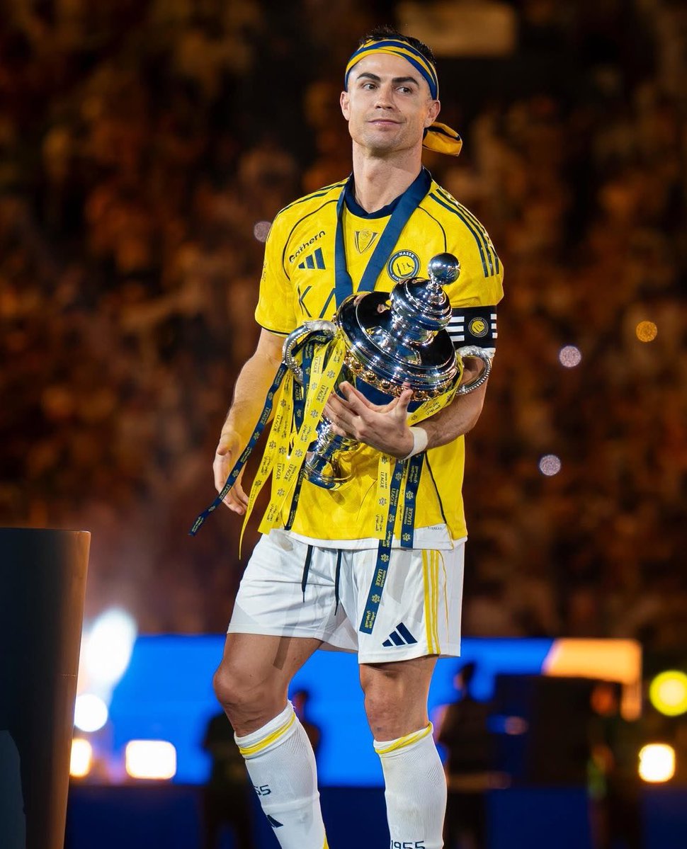 Cristiano Ronaldo News tweet media