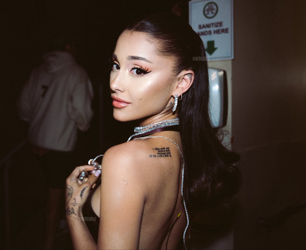 ariana akgae ꕤ tweet media