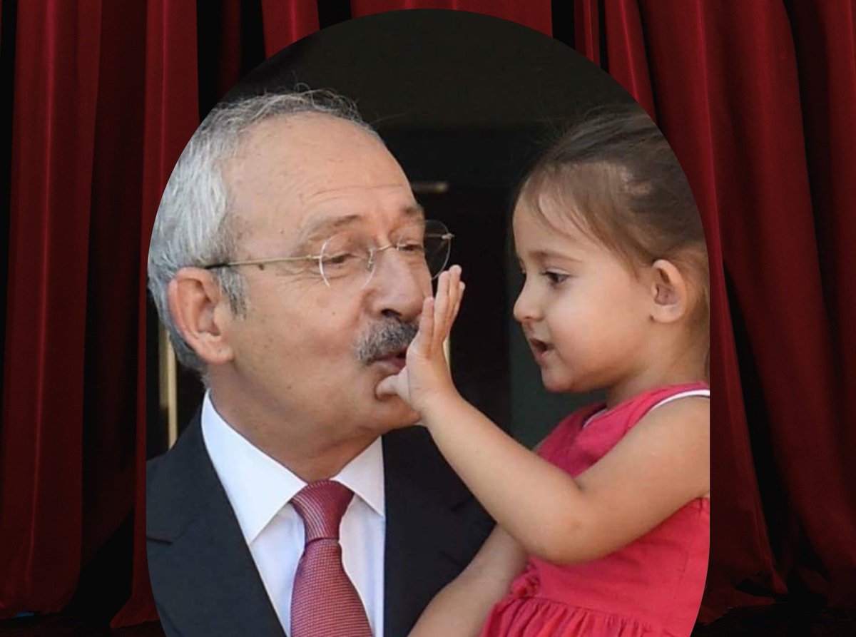 SoguksuMuharrem's tweet photo. Chp 13. Yıl genel başkanlık yapmış ve o dönemde önünde el pençe olanlar, bugün hain kemal diye haykırıyor. 
Yazıklar olsun sizin aldığınız eğitime, terbiyeye. Allah ıslah etsin. https://t.co/1ugu4lh4Sj