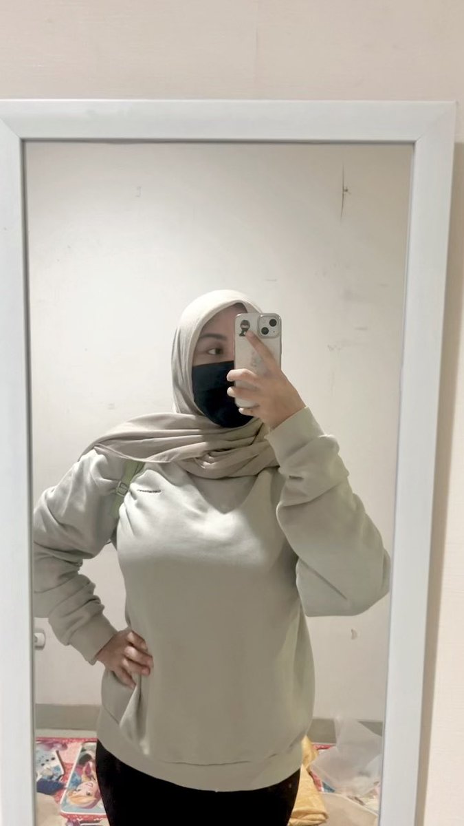 Nabila🦖 tweet media