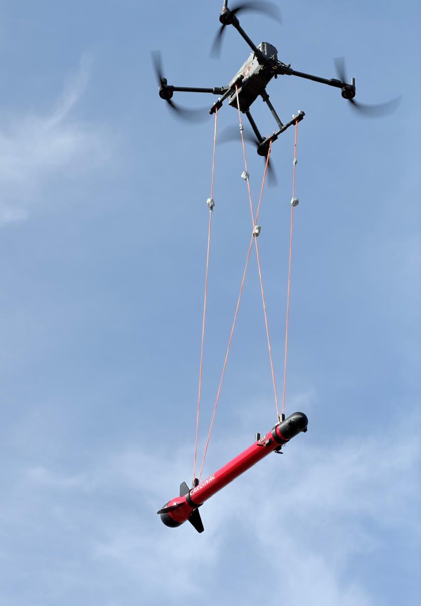 GemSystems's tweet photo. Here are some #fieldphotos from a recent #CARDINAL test flight shared by El Instituto Geológico y Minero de España (#IGME) during equipment installation and training in Madrid.

https://t.co/LOMn05Q8OO 
https://t.co/ebrT1zaEsh

#UAV #Geophysics #Magnetometer #DroneSurvey https://t.co/geu7K59AoT