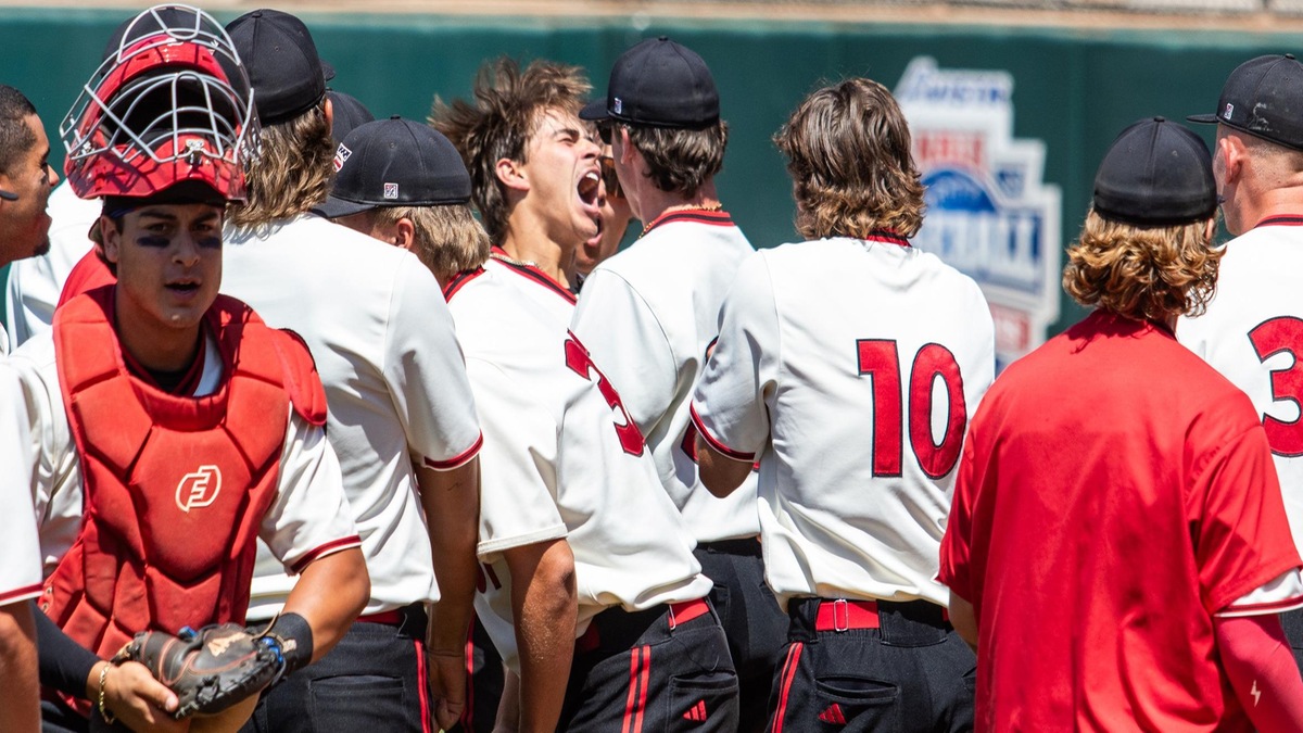 teamvsn's tweet photo. NAIA Baseball World Series Weekend Recap and Schedule
https://t.co/ylexEpg5fW https://t.co/2FDkNsoD3p